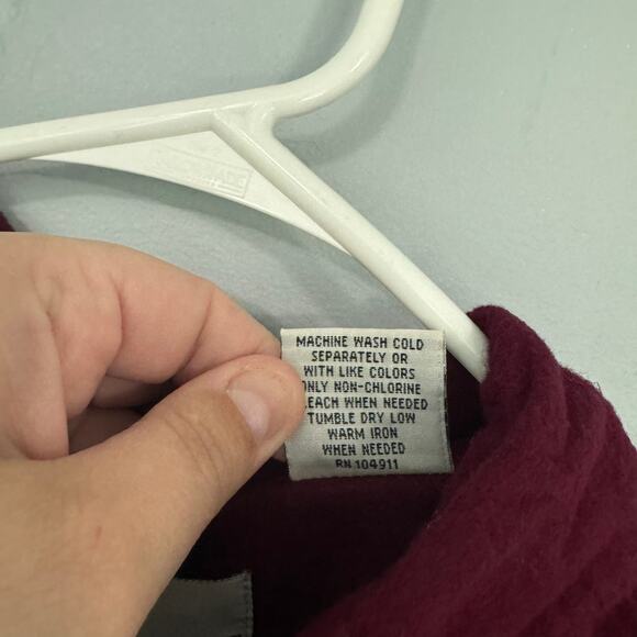 NWOT Lighthouse Apparel Dark Red Snowflake Button Down Top Size XL - Picture 5 of 8